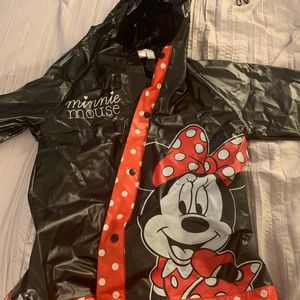 Girls worn Minnie mouse raincoat